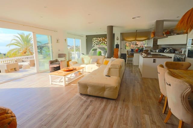 8 soveværelse Villa til salg i Coveta Fuma, El Campello med swimmingpool garage - € 2.200.000 (Ref: 9241050)