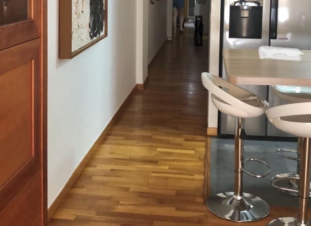 3 makuuhuone Ranta-asunto myytävänä paikassa Casco Antiguo - Puerto, Benidorm - 309 000 € (Ref: 9241052)