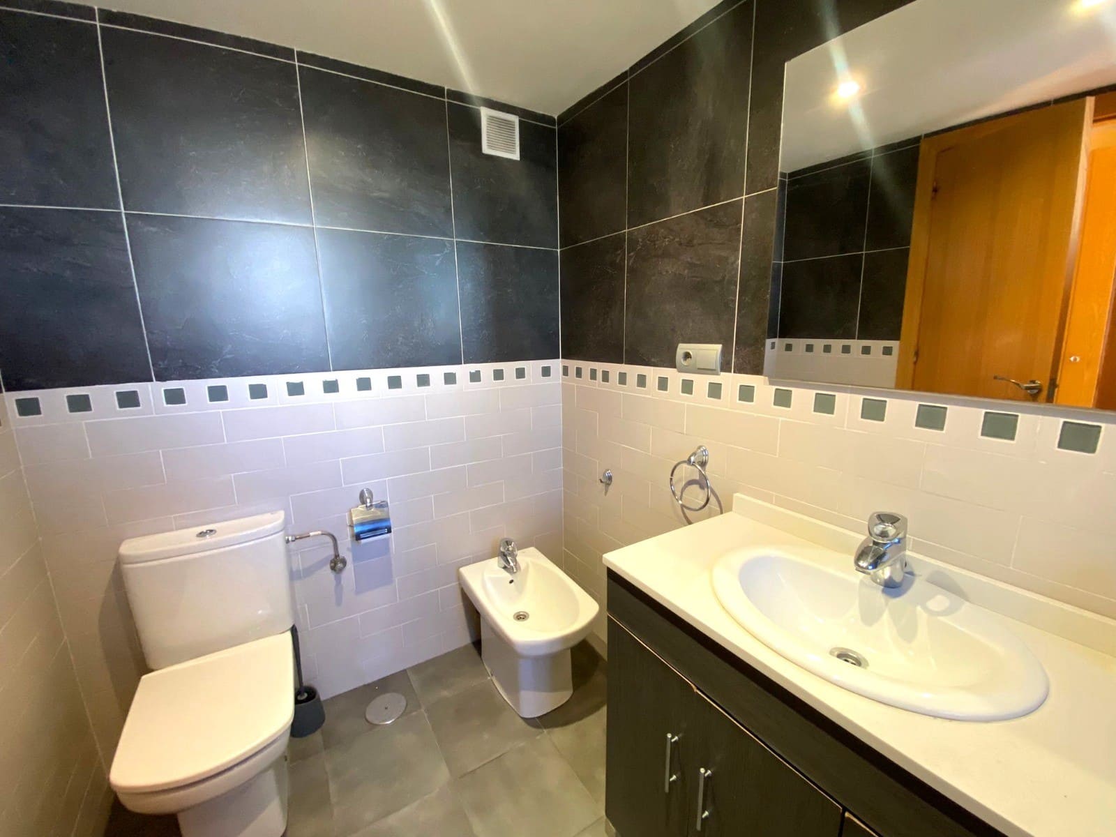 1 bedroom Beach Apartment for holiday rental in Benidorm with garage - € 1,800 (Ref: 9241053)