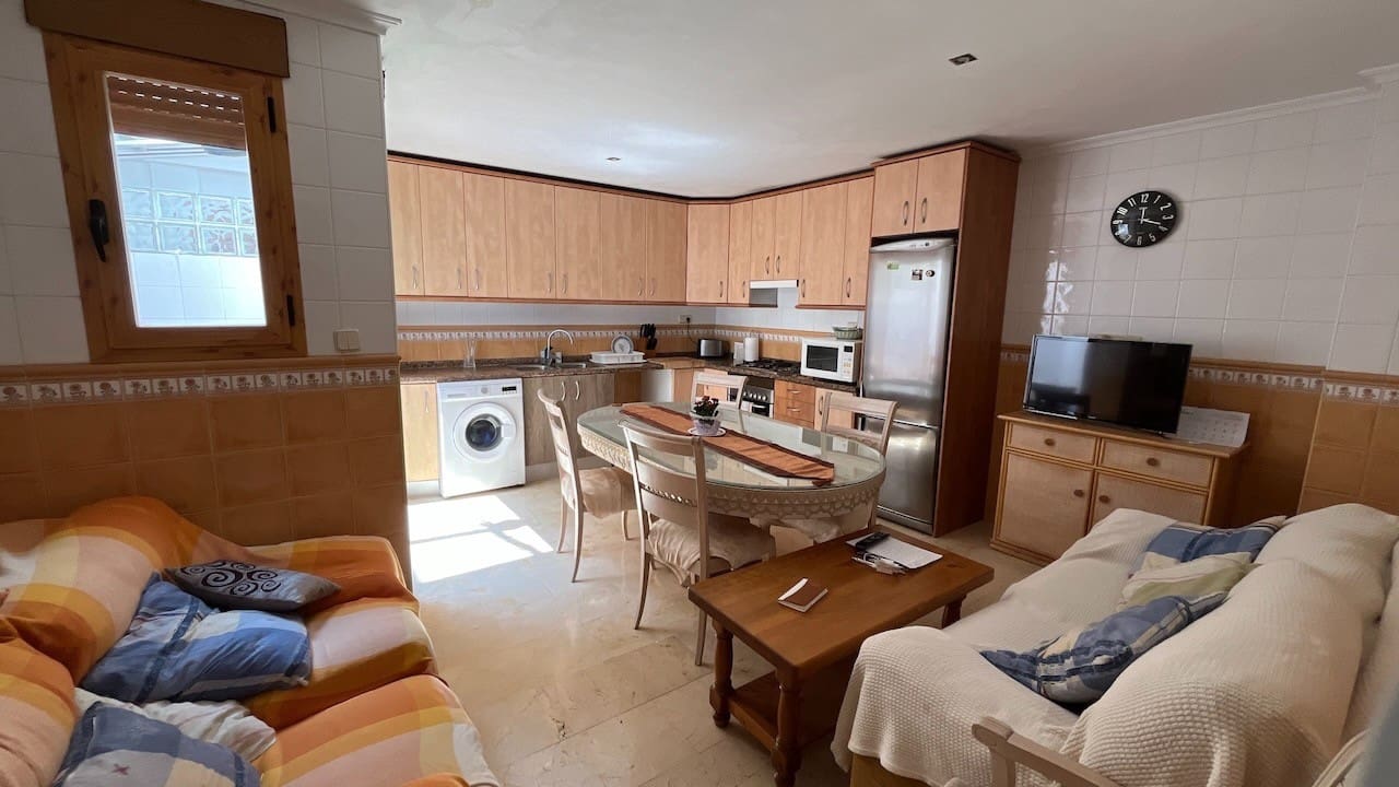 4 quarto Casa em Banda para venda em La Nucia com garagem - 307 000 € (Ref: 9241056)
