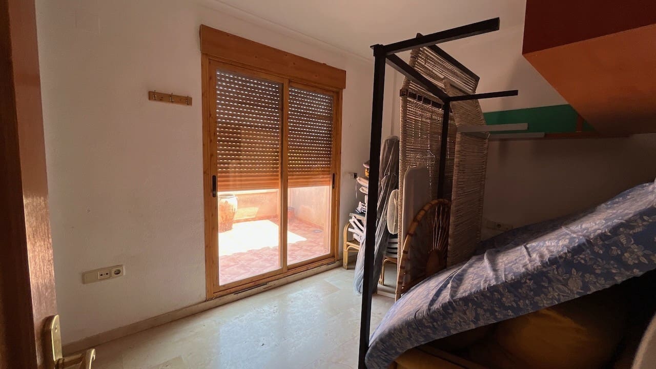 4 quarto Casa em Banda para venda em La Nucia com garagem - 307 000 € (Ref: 9241056)