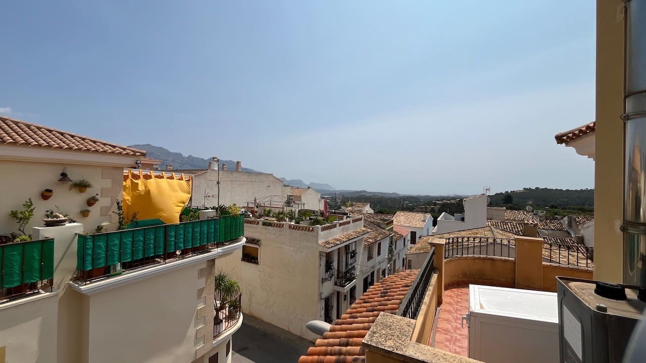 4 quarto Casa em Banda para venda em La Nucia com garagem - 307 000 € (Ref: 9241056)