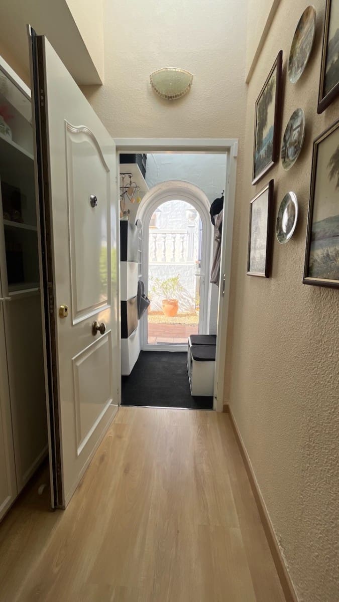 3 soverom Kjedet enebolig til salgs i La Nucia med svømmebasseng - € 325 000 (Ref: 9241061)