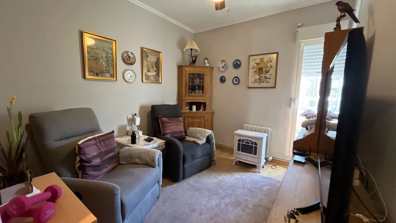 3 soverom Kjedet enebolig til salgs i La Nucia med svømmebasseng - € 325 000 (Ref: 9241061)