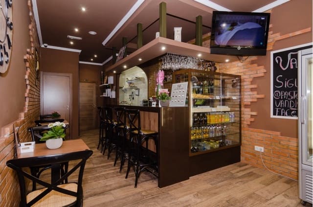 Restauracja lub bar na sprzedaż w Cala de Finestrat, Finestrat - 213 000 € (Ref: 9241063)