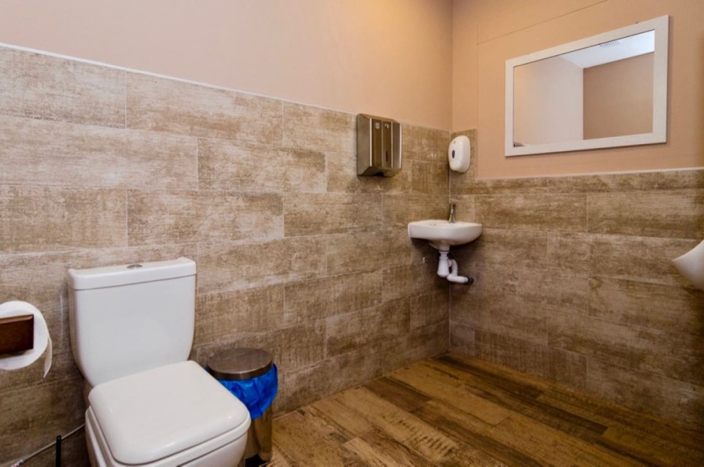 Restaurant/Bar til salg i Cala de Finestrat - € 213.000 (Ref: 9241063)