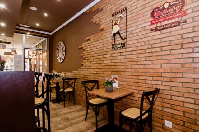 Restauracja lub bar na sprzedaż w Cala de Finestrat, Finestrat - 213 000 € (Ref: 9241063)