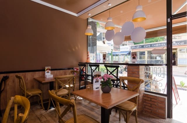 Restauracja lub bar na sprzedaż w Cala de Finestrat, Finestrat - 213 000 € (Ref: 9241063)