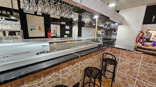 Restaurant/Bar for sale in Centro Urbano, Benidorm - € 180,000 (Ref: 9241064)