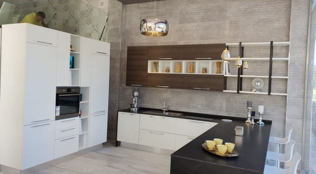 Business for sale in Pueblo - Urbanizaciones, Alfaz del Pi / L'Alfàs del Pi - € 250,000 (Ref: 9241065)