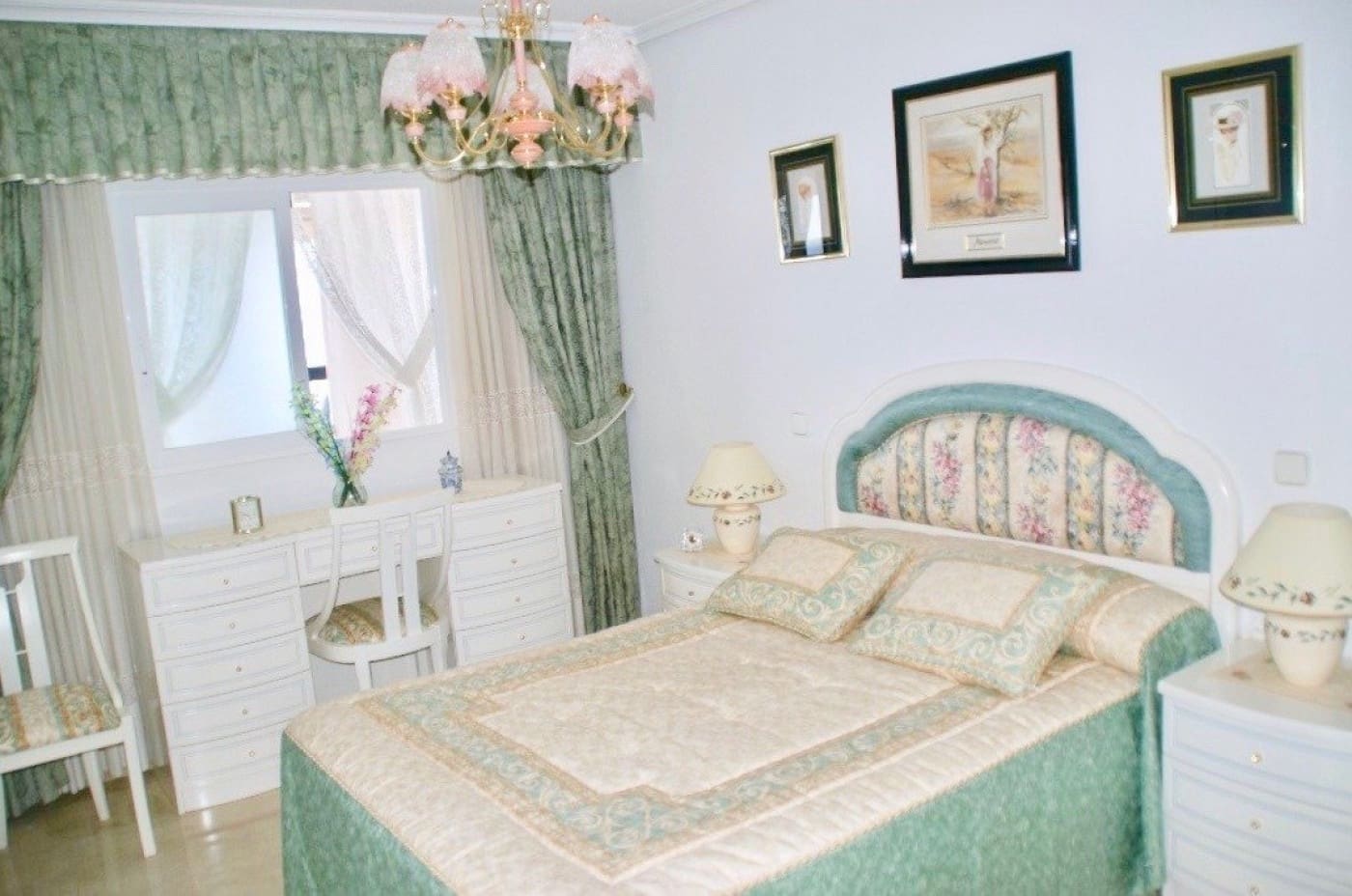 3 sypialnia Apartament na sprzedaż w Benidorm z basenem garażem - 585 000 € (Ref: 9241074)