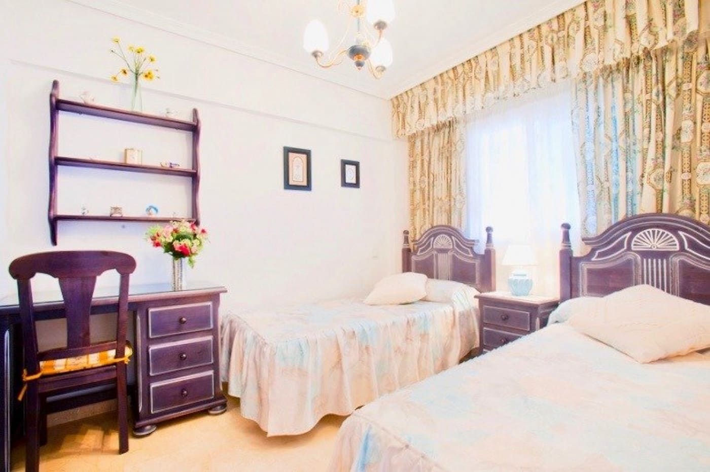 3 sypialnia Apartament na sprzedaż w Benidorm z basenem garażem - 585 000 € (Ref: 9241074)