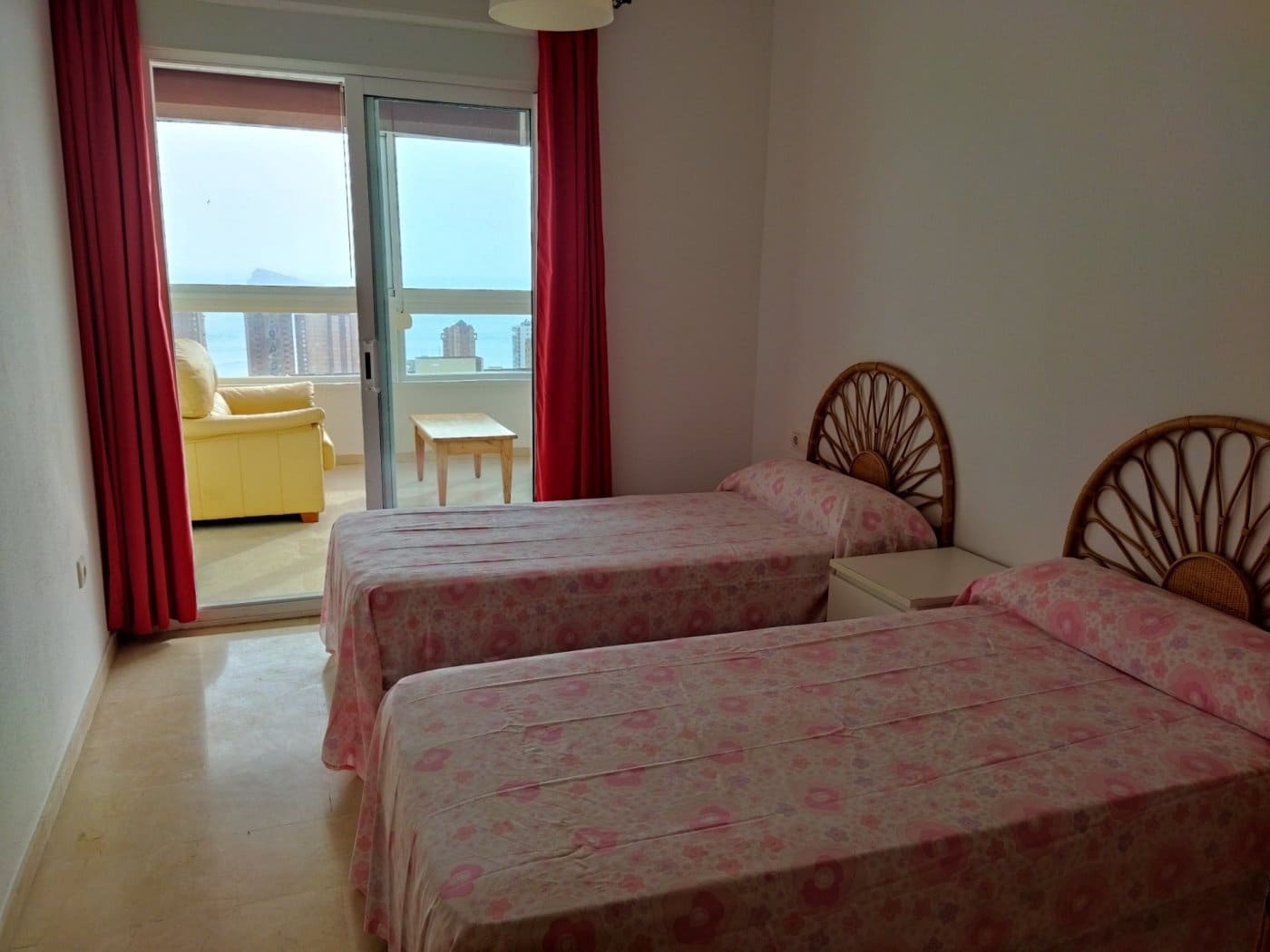 3 soveværelse Lejlighed til salg i Benidorm med swimmingpool garage - € 450.000 (Ref: 9241076)