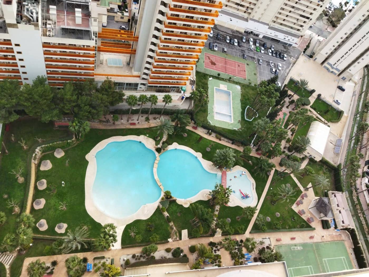 3 soveværelse Lejlighed til salg i Benidorm med swimmingpool garage - € 450.000 (Ref: 9241076)