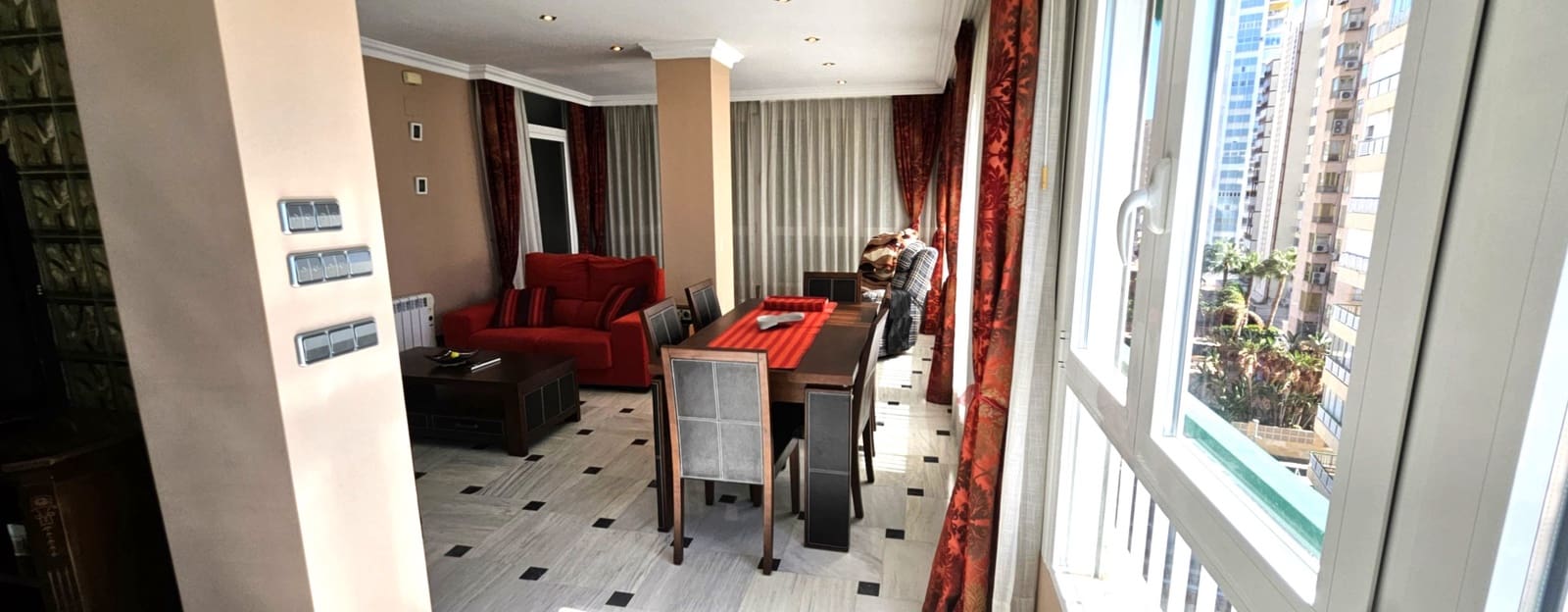 4 soveværelse Lejlighed til salg i Benidorm med garage - € 660.000 (Ref: 9241077)