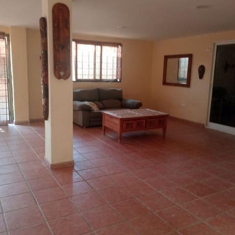 6 soveværelse Villa til salg i Poniente, Benidorm - € 890.000 (Ref: 9241085)