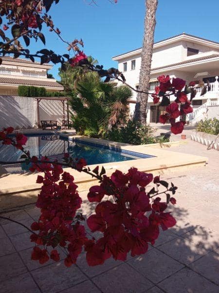 6 sypialnia Willa na sprzedaż w Benidorm - 890 000 € (Ref: 9241085)