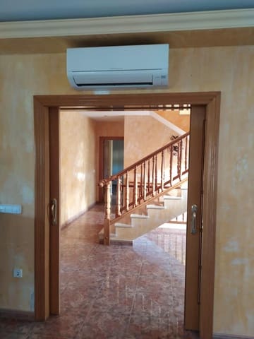 6 soveværelse Villa til salg i Poniente, Benidorm - € 890.000 (Ref: 9241085)