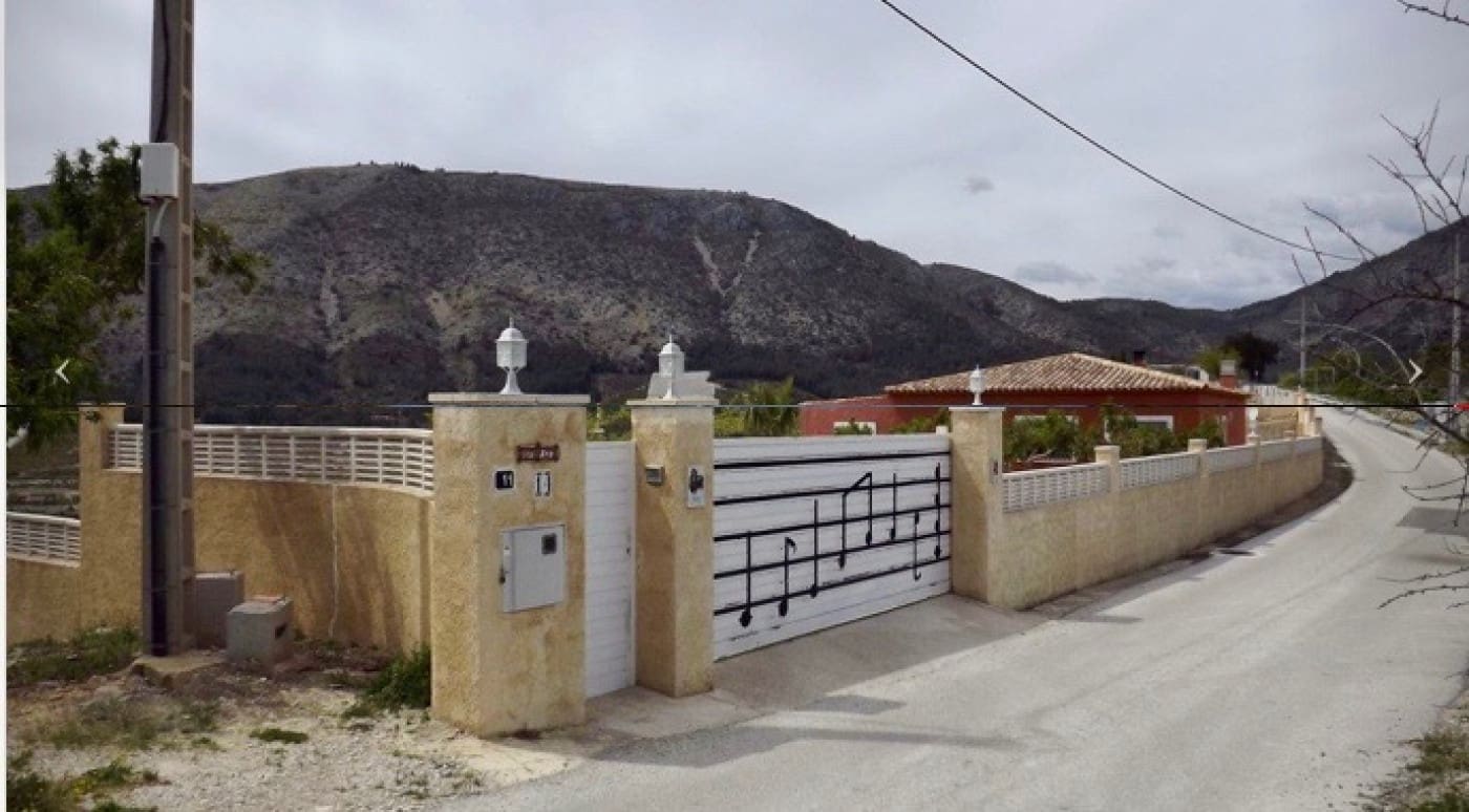 Tomt till salu i Callosa d'En Sarria - 122 000 € (Ref: 9241086)