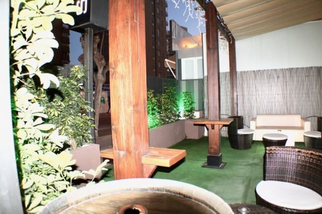 Bar/Restaurant zu verkaufen in Levante Alto, Benidorm - 480.000 € (Ref: 9241096)