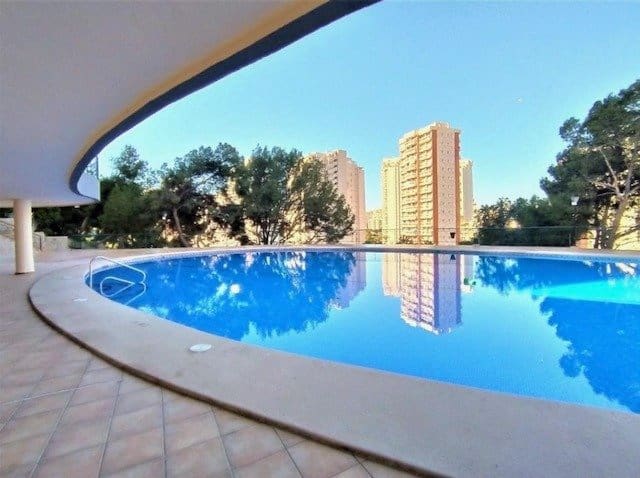 3 chambre Appartement de Plage à vendre à Benidorm avec piscine - 299 500 € (Ref: 9241097)