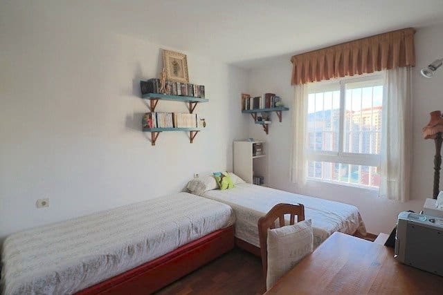 3 chambre Appartement de Plage à vendre à Benidorm avec piscine - 299 500 € (Ref: 9241097)
