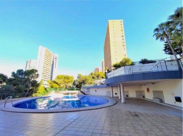 3 chambre Appartement de Plage à vendre à Benidorm avec piscine - 299 500 € (Ref: 9241097)