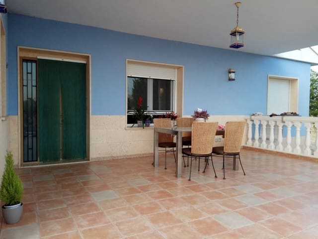 4 soverom Villa til salgs i Yecla med garasje - € 360 000 (Ref: 9241099)