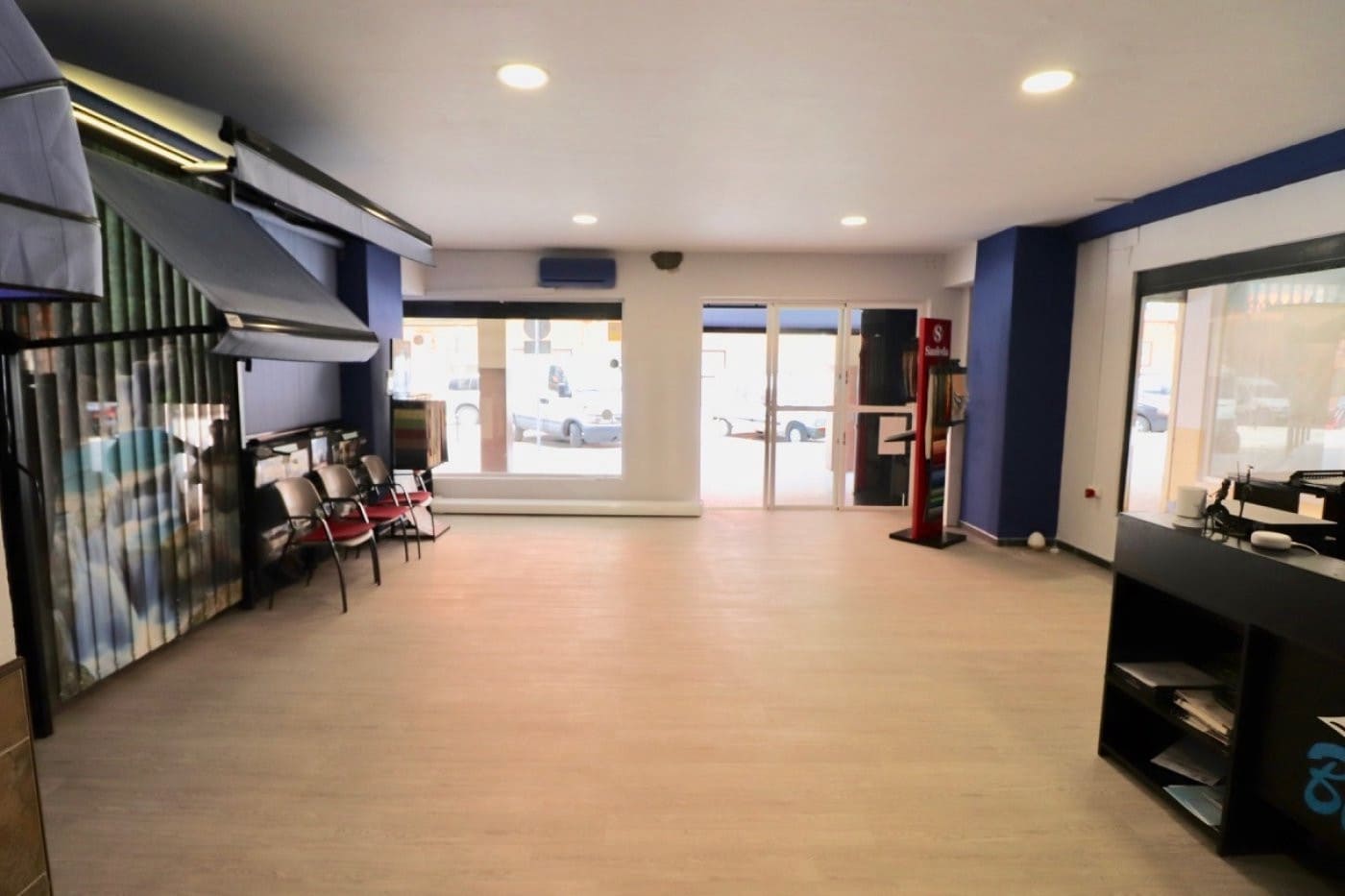 Commercial for sale in Benidorm - € 203,000 (Ref: 9241102)