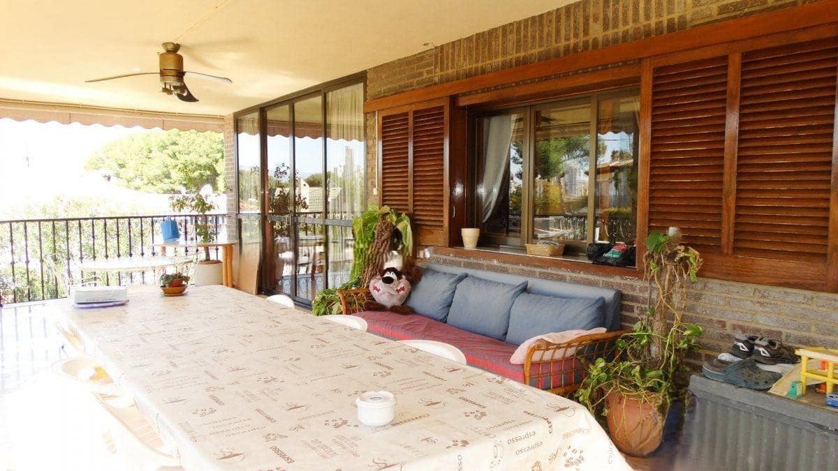 4 bedroom Villa for sale in Benidorm with pool garage - € 640,000 (Ref: 9241105)