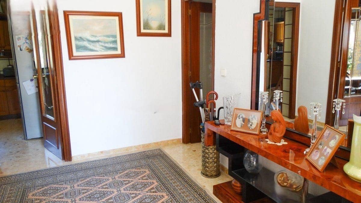 4 bedroom Villa for sale in Benidorm with pool garage - € 640,000 (Ref: 9241105)