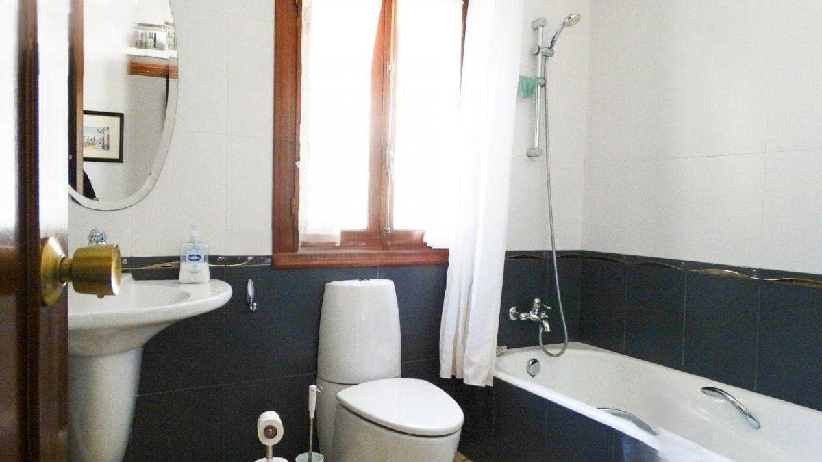 4 bedroom Villa for sale in Benidorm with pool garage - € 640,000 (Ref: 9241105)