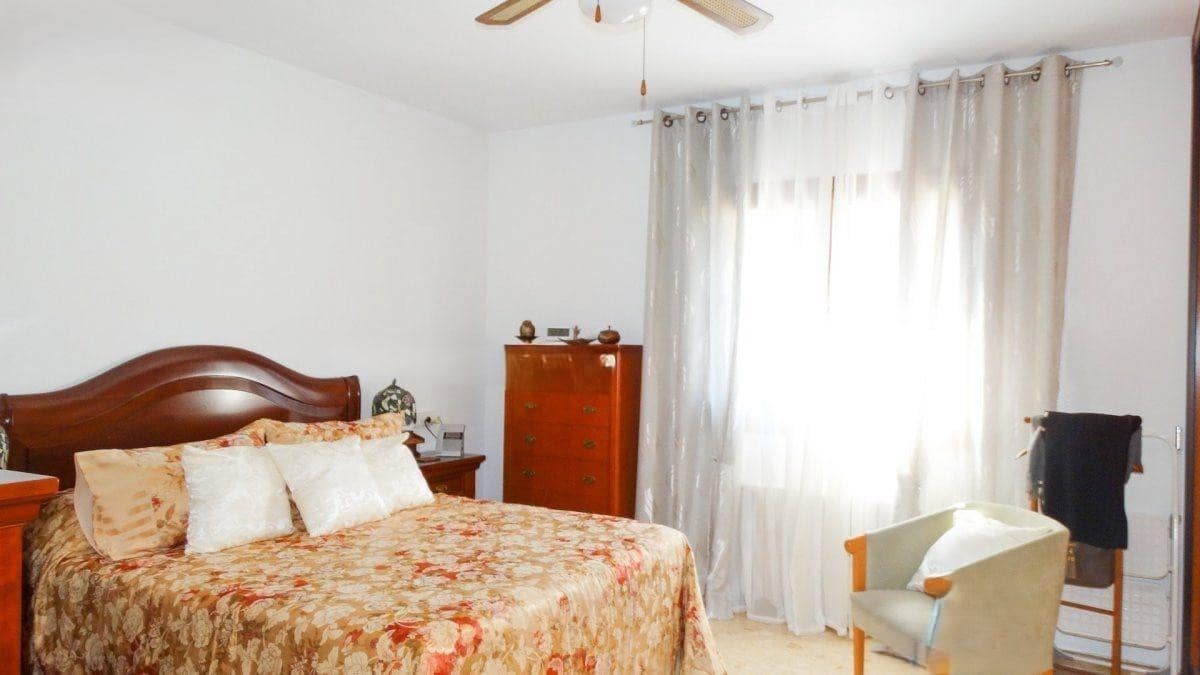 4 bedroom Villa for sale in Benidorm with pool garage - € 640,000 (Ref: 9241105)