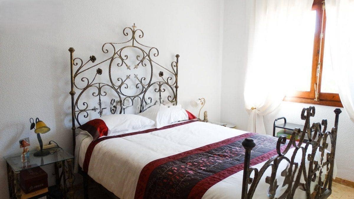 4 bedroom Villa for sale in Benidorm with pool garage - € 640,000 (Ref: 9241105)