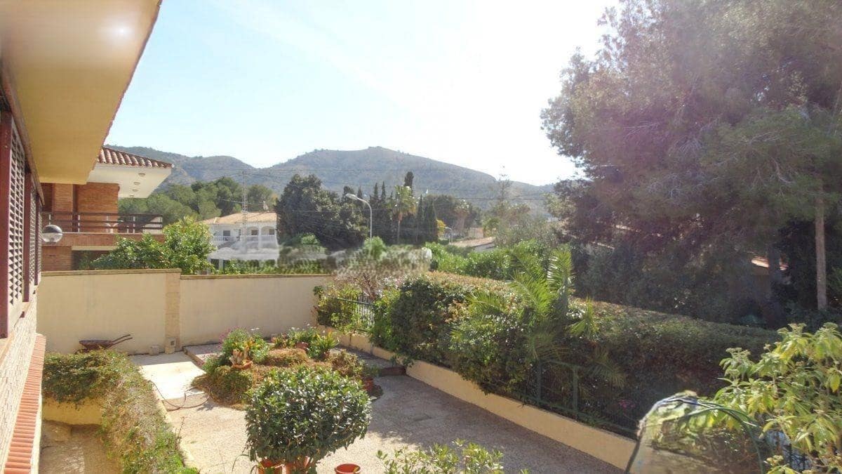 4 bedroom Villa for sale in Benidorm with pool garage - € 640,000 (Ref: 9241105)