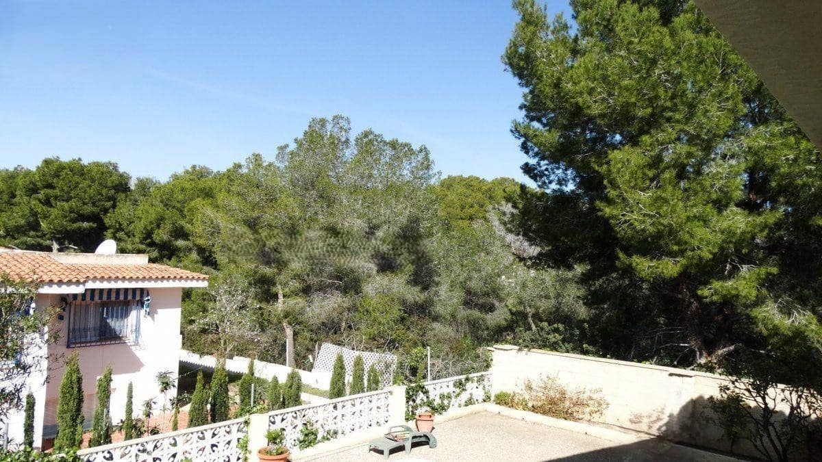 4 bedroom Villa for sale in Benidorm with pool garage - € 640,000 (Ref: 9241105)