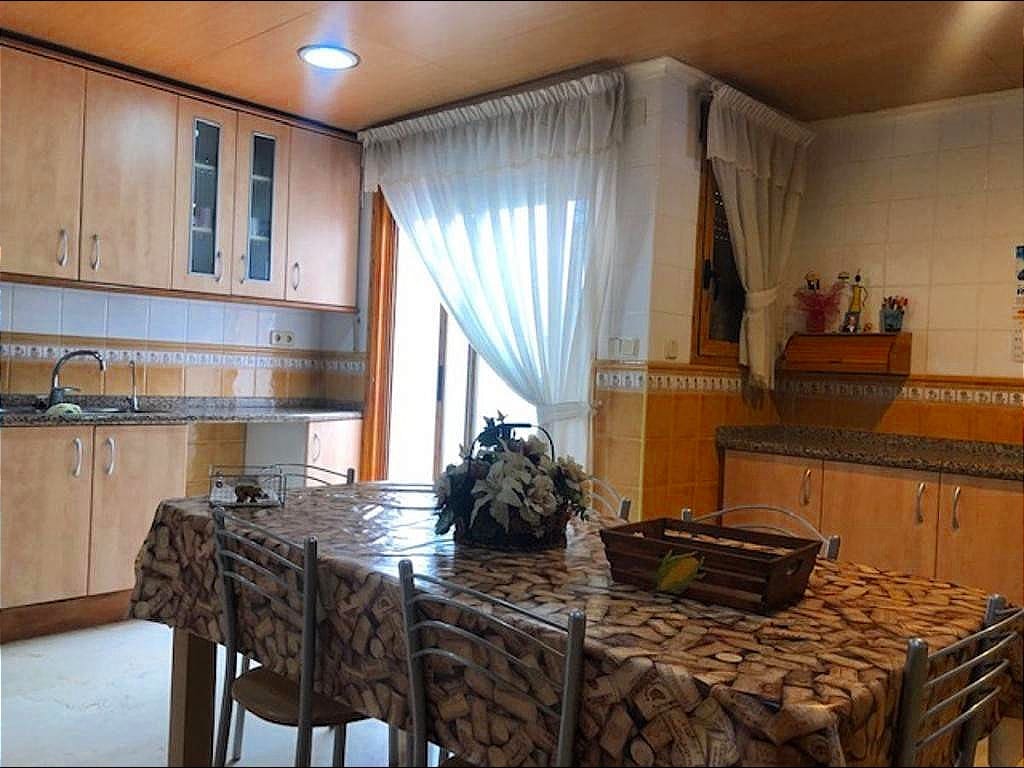 4 soveværelse Byhus til salg i La Nucia med garage - € 340.000 (Ref: 9241106)