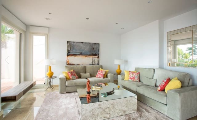 4 bedroom Villa for sale in Moravit - Cap Blanc, Teulada-Moraira with garage - € 2,180,000 (Ref: 9241107)