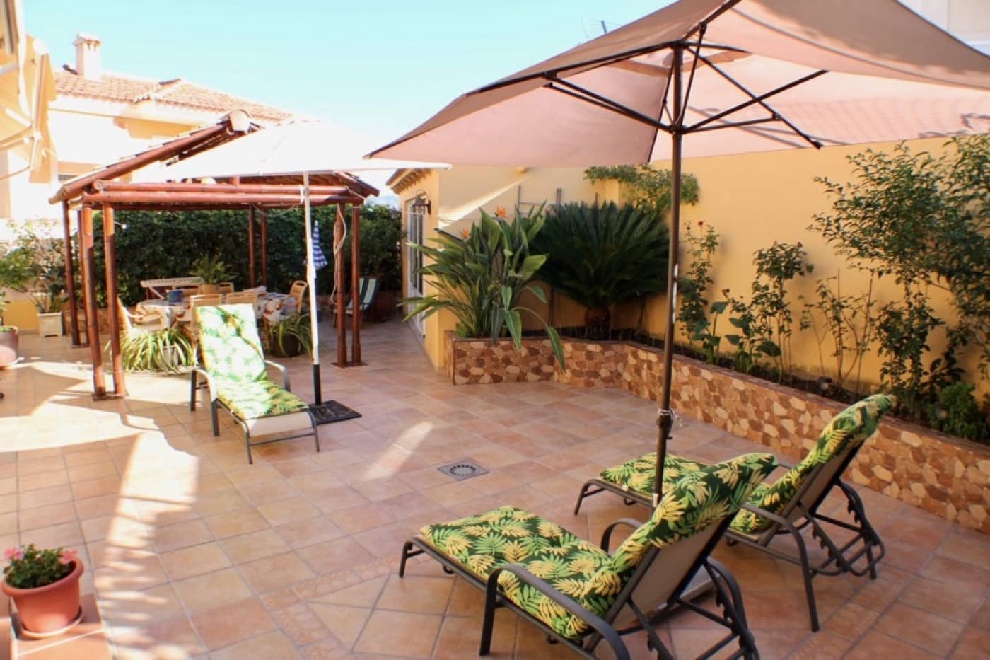 4 bedroom Villa for sale in La Nucia - € 535,000 (Ref: 9241115)