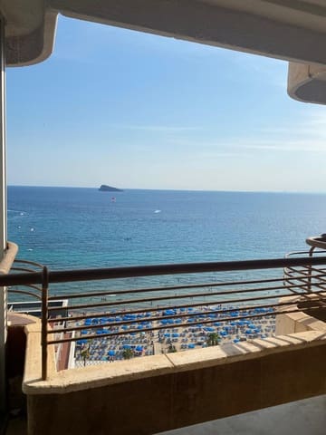 2 soverom Strandleiligheter til salgs i Playa Levante, Benidorm med svømmebasseng garasje - € 469 990 (Ref: 9295974)