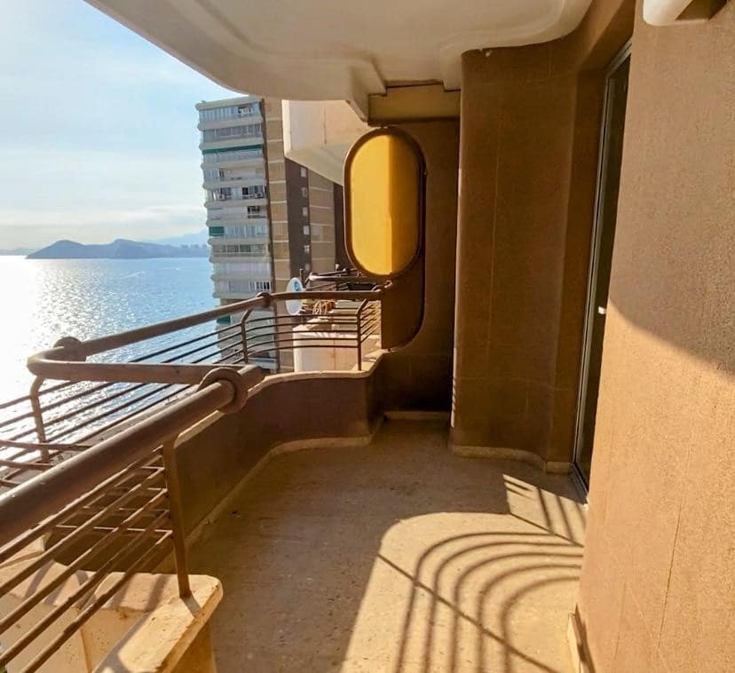 2 soverom Strandleiligheter til salgs i Benidorm med svømmebasseng garasje - € 469 990 (Ref: 9295974)