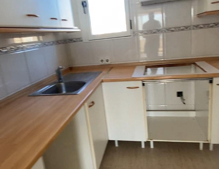 2 soverom Strandleiligheter til salgs i Benidorm med svømmebasseng garasje - € 469 990 (Ref: 9295974)