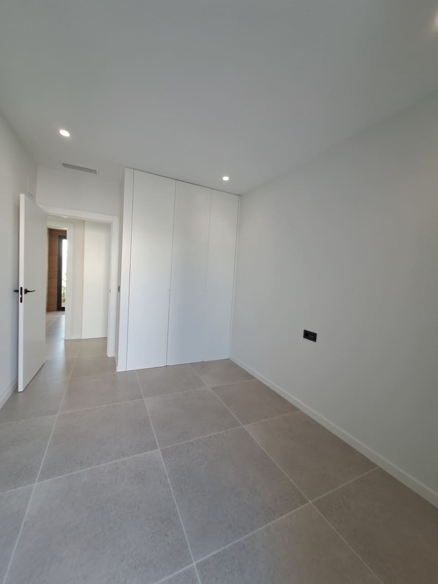 3 sypialnia Willa na sprzedaż w Polop z basenem garażem - 525 000 € (Ref: 9296337)