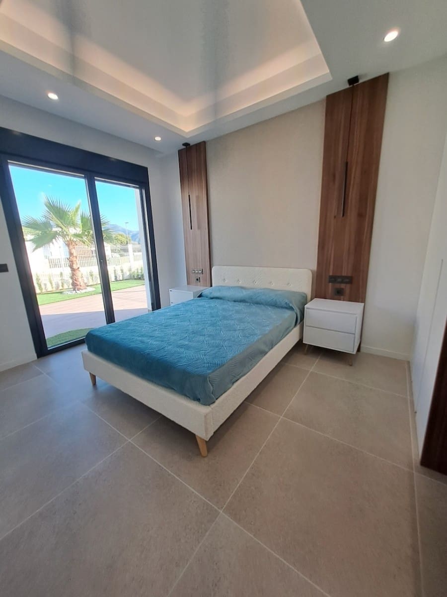 3 sypialnia Willa na sprzedaż w Polop z basenem garażem - 525 000 € (Ref: 9296337)