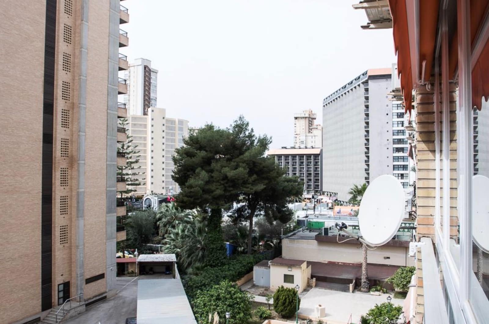 1 bedroom Apartment for rent in Benidorm with pool garage - € 895 (Ref: 9296338)