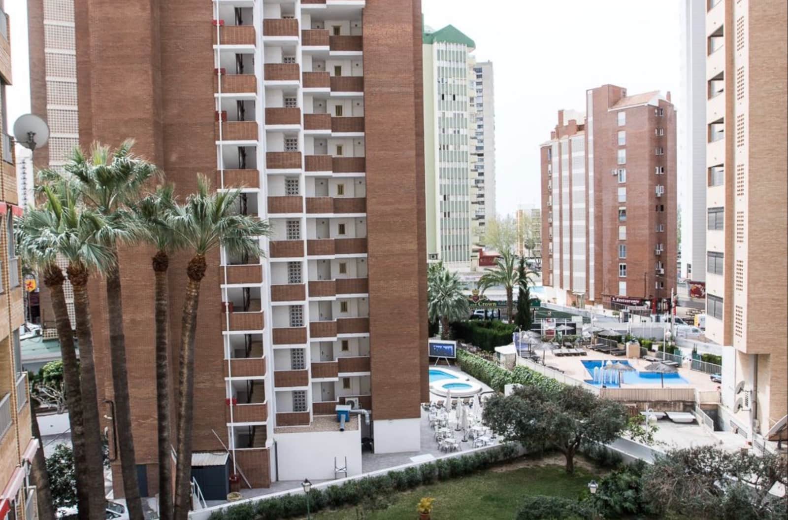 1 bedroom Apartment for rent in Benidorm with pool garage - € 895 (Ref: 9296338)