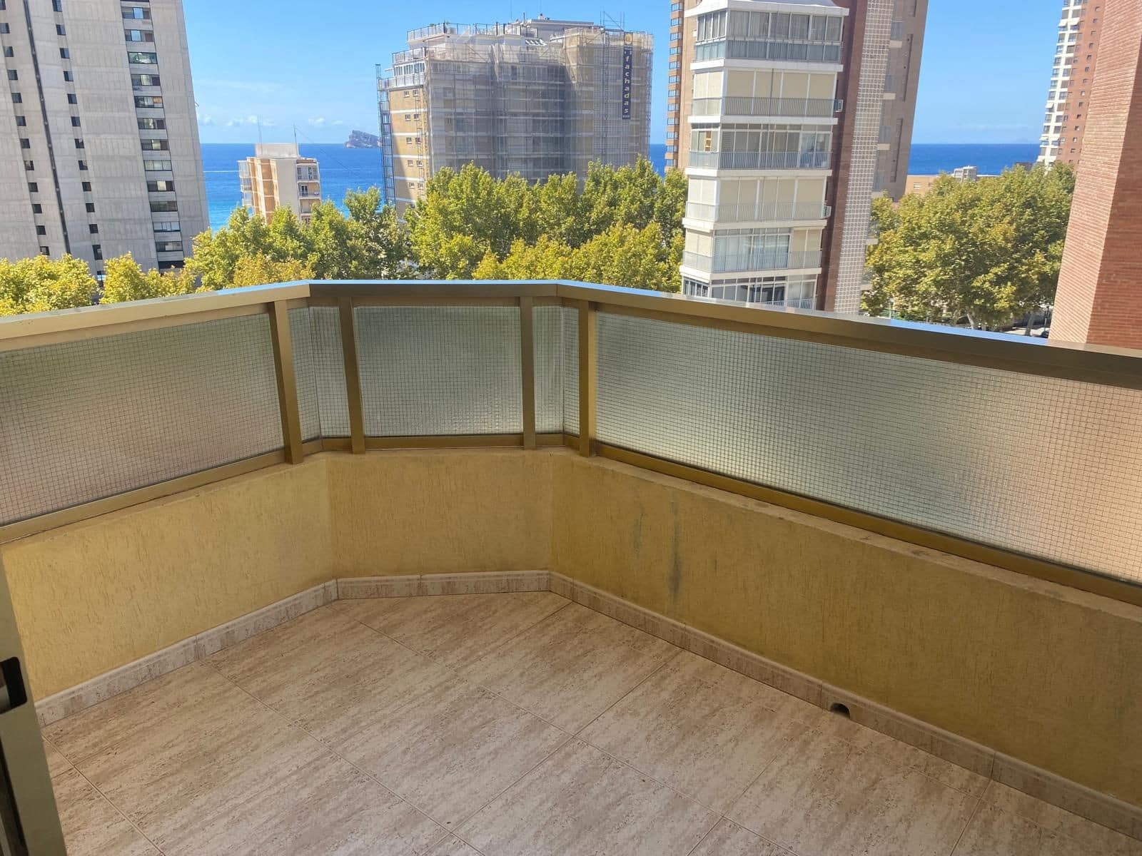 2 sypialnia Apartament przy plaży na sprzedaż w Benidorm z basenem garażem - 179 000 € (Ref: 9308046)