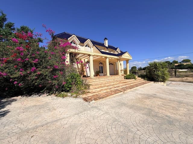 4 sypialnia Willa na sprzedaż w Muchamiel / Mutxamel z garażem - 499 000 € (Ref: 9325495)