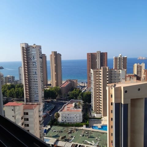 1 sypialnia Apartament na sprzedaż w Playa Levante, Benidorm z basenem garażem - 245 000 € (Ref: 9325497)