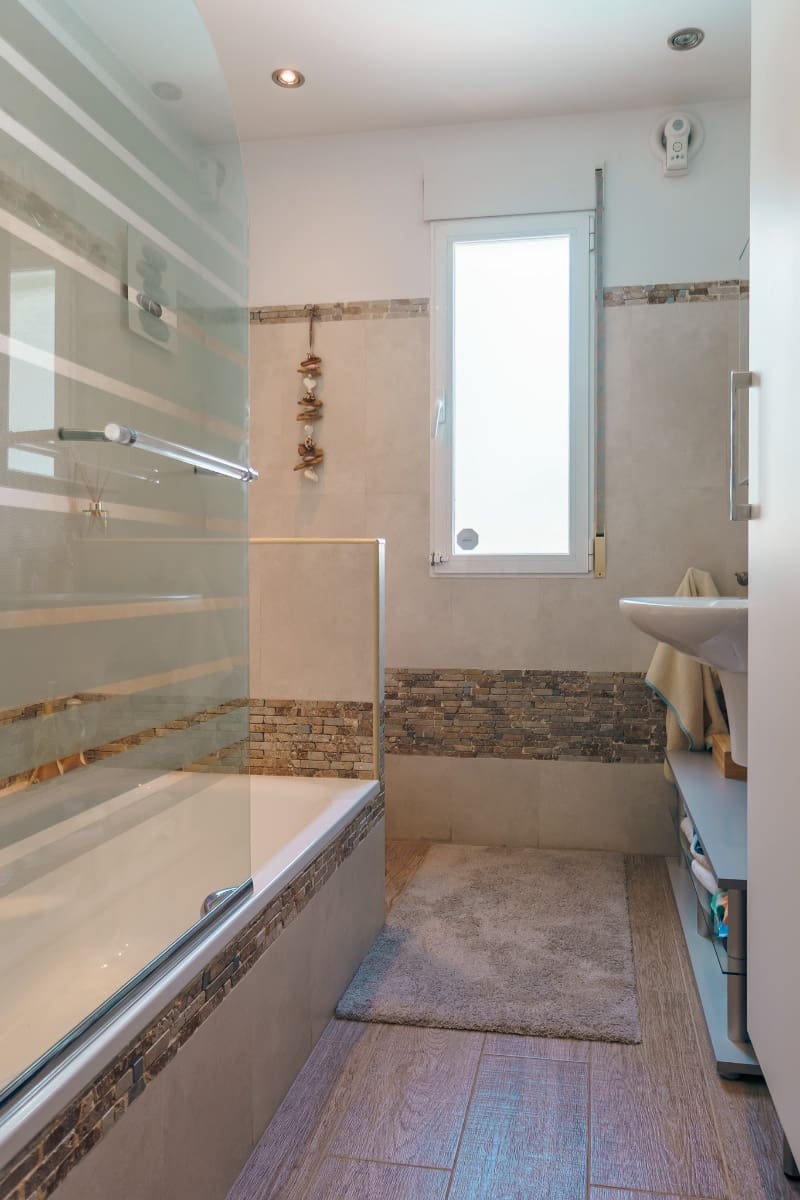 Chalet de 4 habitaciones en Alfaz del Pi / L'Alfàs del Pi en venta con piscina garaje - 649.000 € (Ref: 9383554)